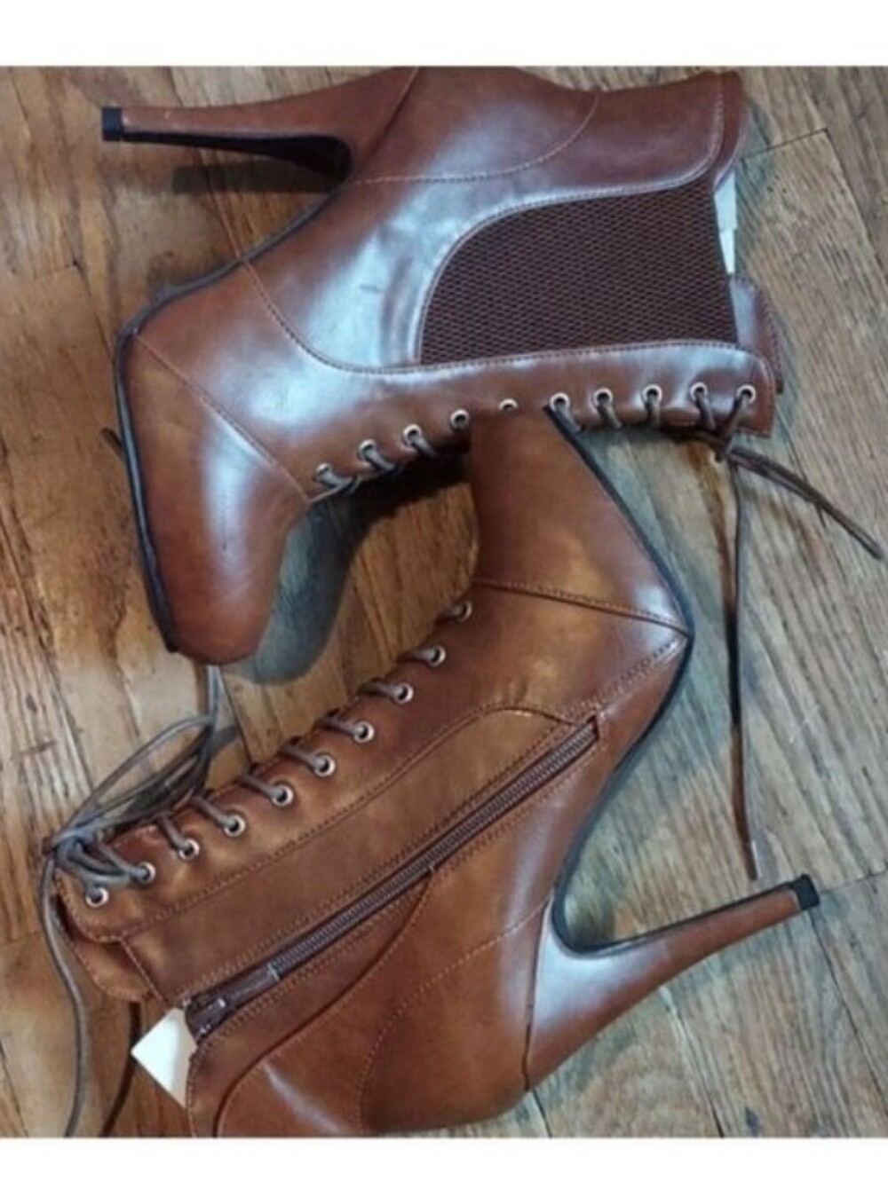 Stiletto Lace Up Brown Size 7.5 4 Inch Heel Ankle Booties